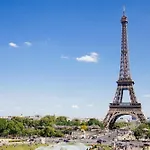 F2 Champs-Elysées